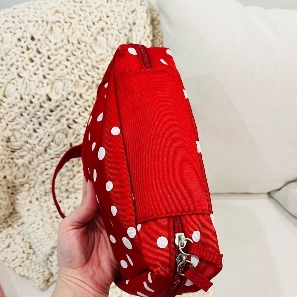 NEW Self Care Beauty Bundle | Beauty Sponge | Travel Makeup Bag | Eye Sheet Mask - Picture 13 of 13